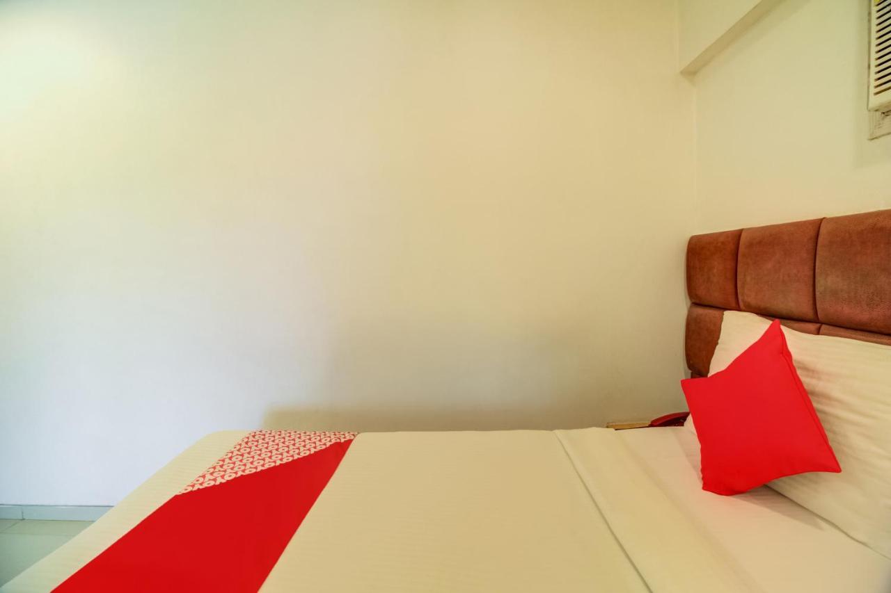 Oyo Flagship 572 Santacruz West Hotel Mumbai Exterior photo