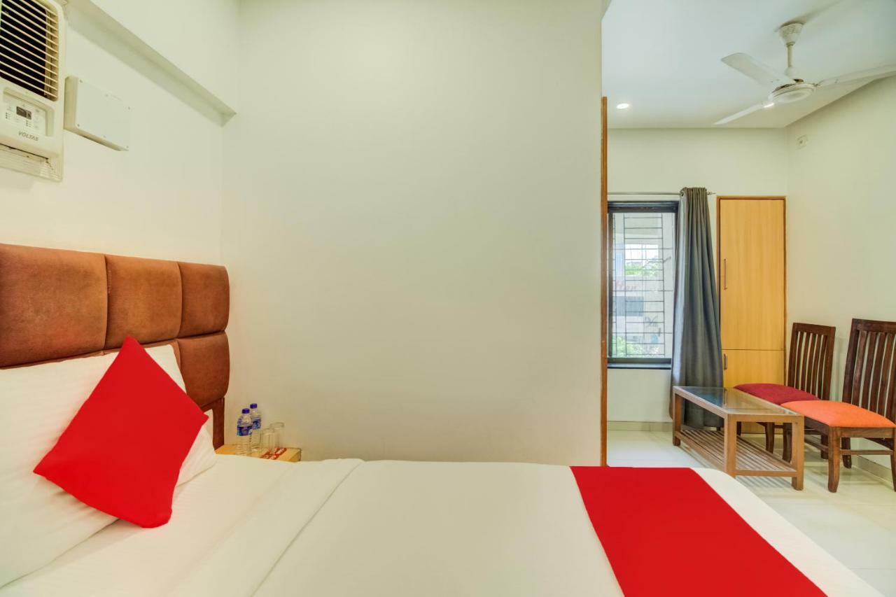 Oyo Flagship 572 Santacruz West Hotel Mumbai Exterior photo