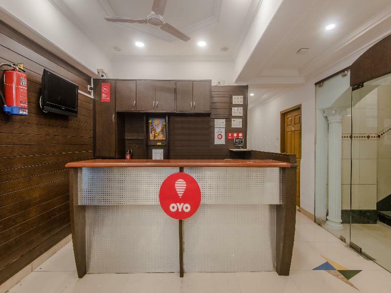 Oyo Flagship 572 Santacruz West Hotel Mumbai Exterior photo